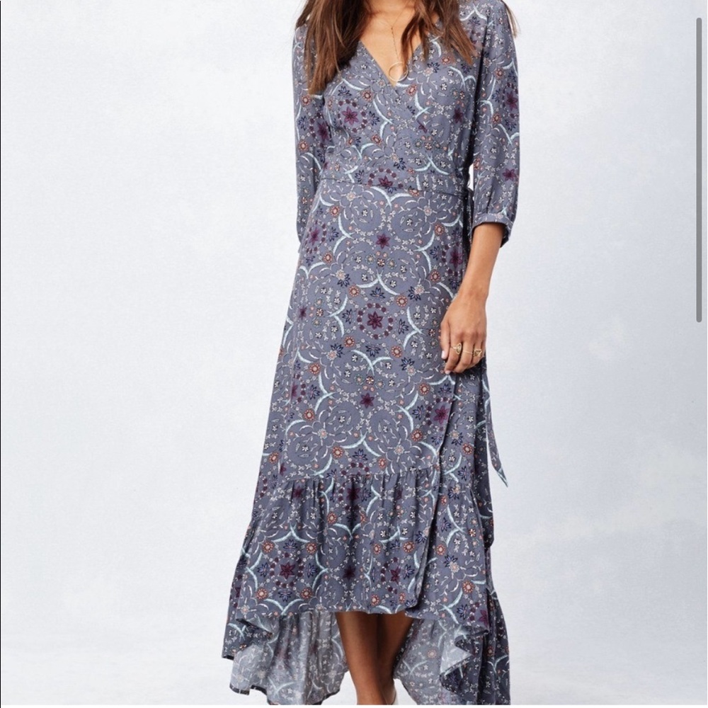 ✨NWT✨ LOVESTITCH Lenka Wrap Dress -medium